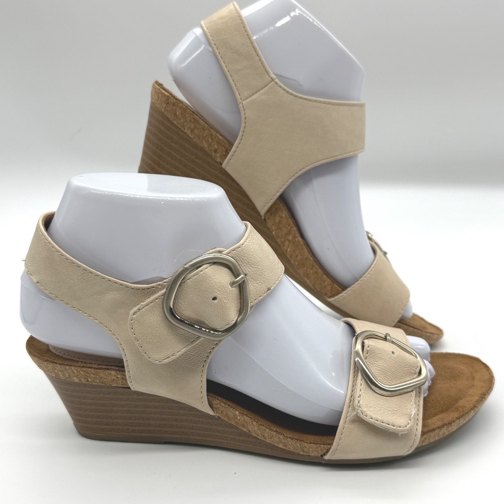 Eurosoft Valen Wedge Sandals Womens 7.5 Beige Buckle Strappy Comfort Boho Summer